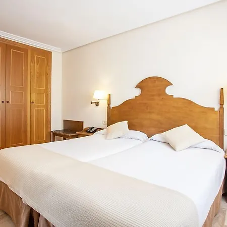 Aparthotel Grupotel Nilo & 4*