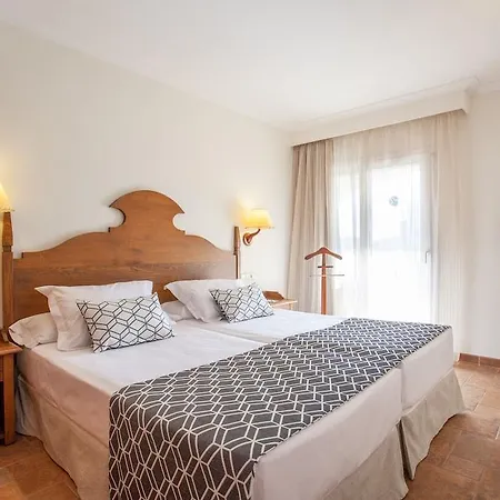 Aparthotel Grupotel Nilo & 4*